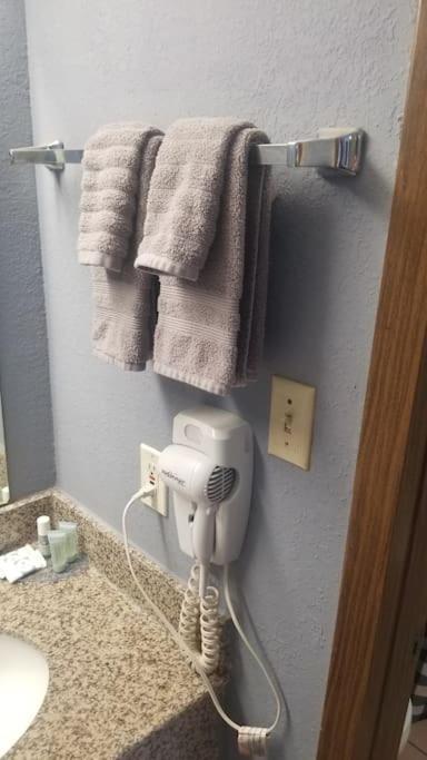 Osu King Bed Hotel Room 109 Wi-Fi Booking Stillwater Luaran gambar